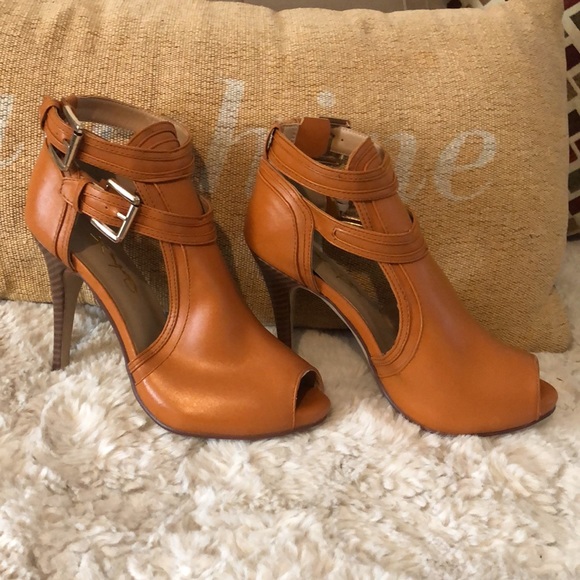CLX size 6 Peep-toe heel - Picture 2 of 6